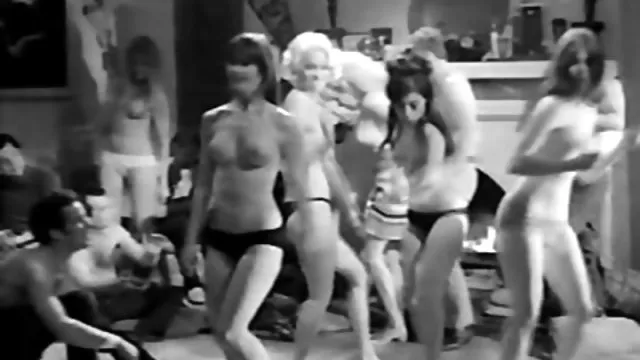 دعارة أي تسجيل الهواة اجمل جنس عربي زوجته